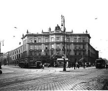 Bürgerversorgungshaus ca. 1928: Abgebildete Adresse Währinger Straße 45 Sterbeadresse von Josef Müller. Bildquelle WStLA, Fotoarchiv Gerlach, FC1: 1653m Bildrechte CC BY-NC-ND 4.0 